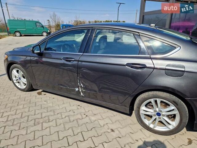 Серый Форд Фьюжн, объемом двигателя 2 л и пробегом 325 тыс. км за 10800 $, фото 10 на Automoto.ua