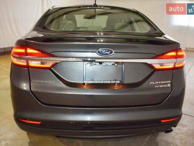 Серый Форд Фьюжн, объемом двигателя 2 л и пробегом 117 тыс. км за 3700 $, фото 5 на Automoto.ua