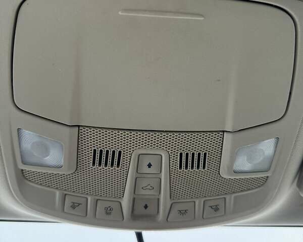 Серый Форд Фьюжн, объемом двигателя 2 л и пробегом 117 тыс. км за 16400 $, фото 41 на Automoto.ua