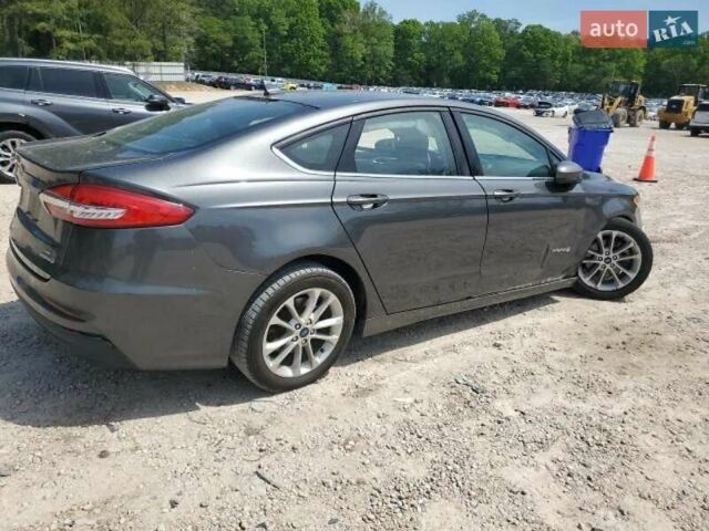 Серый Форд Фьюжн, объемом двигателя 2 л и пробегом 184 тыс. км за 8700 $, фото 4 на Automoto.ua