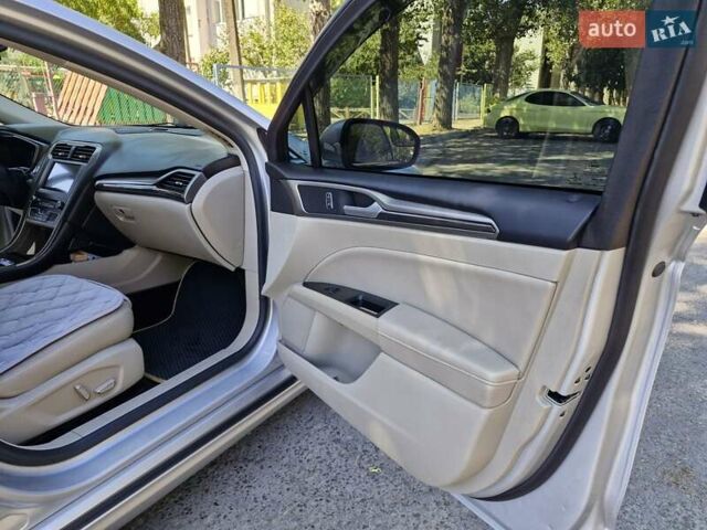 Форд Фьюжн 2018 в Одессе на Automoto.ua Серый Форд Фьюжн, объемом двигателя 2 л и пробегом 108 тыс. км за 15850 $, фото 14 на Automoto.ua