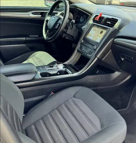 Серый Форд Фьюжн, объемом двигателя 1.5 л и пробегом 102 тыс. км за 12600 $, фото 12 на Automoto.ua