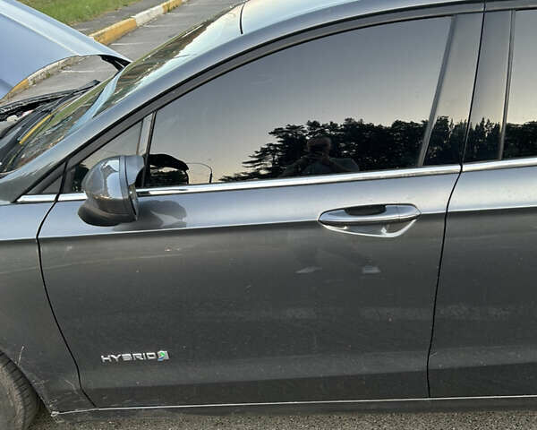 Серый Форд Фьюжн, объемом двигателя 2 л и пробегом 132 тыс. км за 14000 $, фото 10 на Automoto.ua