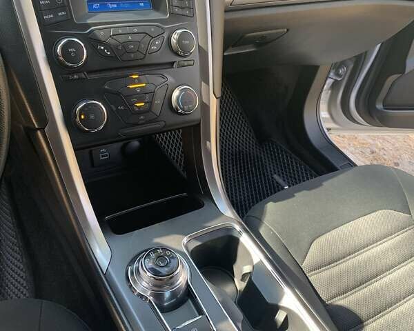 Форд Фьюжн 2018 в Черкассах на Automoto.ua Серый Форд Фьюжн, объемом двигателя 2.49 л и пробегом 125 тыс. км за 12950 $, фото 17 на Automoto.ua