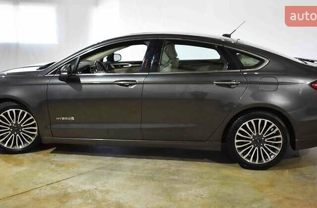 Серый Форд Фьюжн, объемом двигателя 2 л и пробегом 117 тыс. км за 3700 $, фото 3 на Automoto.ua