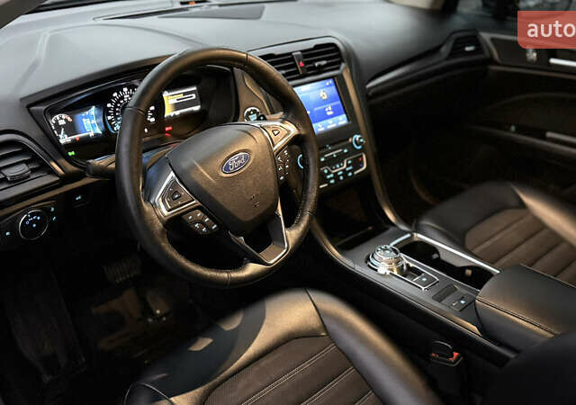 Серый Форд Фьюжн, объемом двигателя 1.5 л и пробегом 112 тыс. км за 13900 $, фото 10 на Automoto.ua