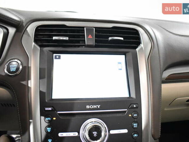 Серый Форд Фьюжн, объемом двигателя 2 л и пробегом 117 тыс. км за 3700 $, фото 17 на Automoto.ua