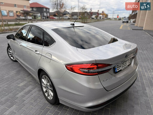 Форд Фьюжн 2018 в Виннице на Automoto.ua Серый Форд Фьюжн, объемом двигателя 2 л и пробегом 118 тыс. км за 14700 $, фото 6 на Automoto.ua