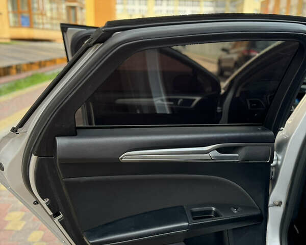 Сірий Форд Фьюжен, об'ємом двигуна 2 л та пробігом 100 тис. км за 14500 $, фото 35 на Automoto.ua
