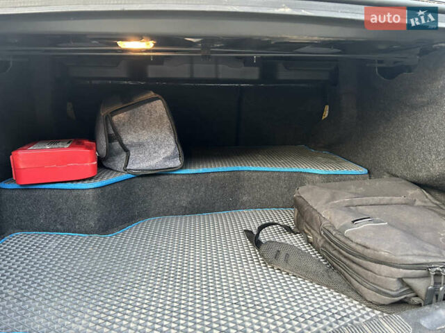 Серый Форд Фьюжн, объемом двигателя 2 л и пробегом 132 тыс. км за 14000 $, фото 26 на Automoto.ua