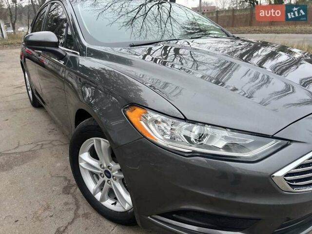Сірий Форд Фьюжен, об'ємом двигуна 2 л та пробігом 159 тис. км за 14900 $, фото 4 на Automoto.ua