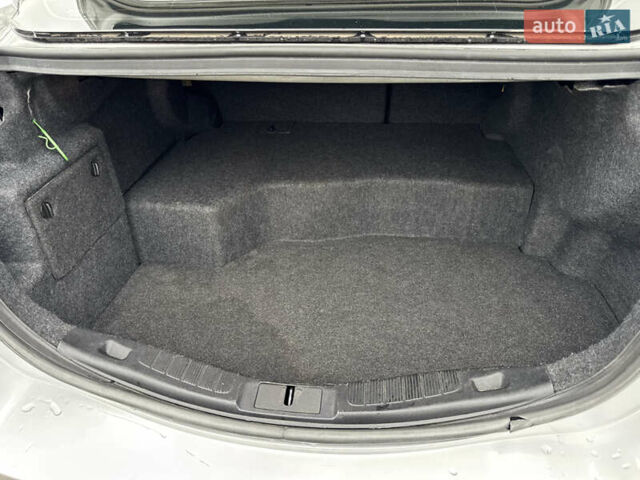 Серый Форд Фьюжн, объемом двигателя 2 л и пробегом 145 тыс. км за 16000 $, фото 25 на Automoto.ua