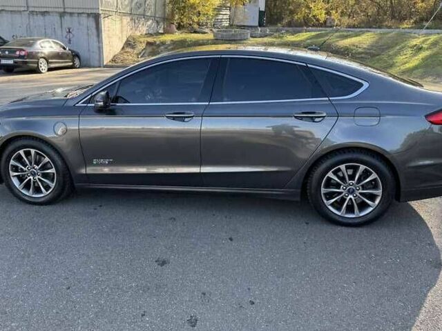 Серый Форд Фьюжн, объемом двигателя 2 л и пробегом 94 тыс. км за 13600 $, фото 9 на Automoto.ua