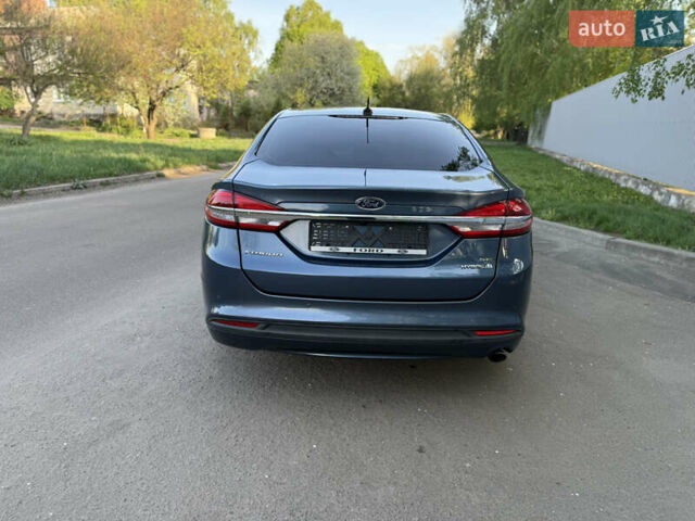 Серый Форд Фьюжн, объемом двигателя 2 л и пробегом 93 тыс. км за 16500 $, фото 4 на Automoto.ua