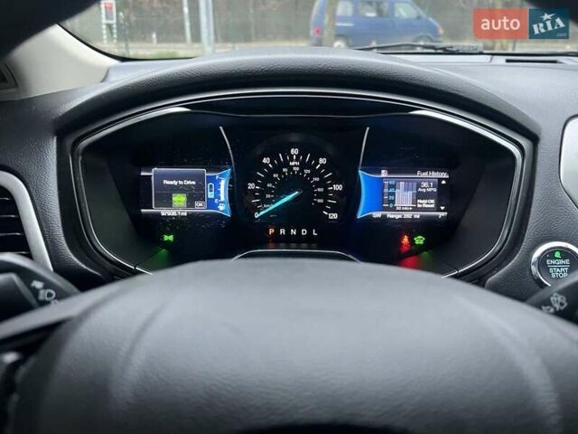 Сірий Форд Фьюжен, об'ємом двигуна 2 л та пробігом 159 тис. км за 14900 $, фото 26 на Automoto.ua