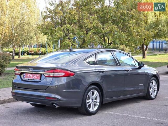 Сірий Форд Фьюжен, об'ємом двигуна 2 л та пробігом 120 тис. км за 16000 $, фото 7 на Automoto.ua