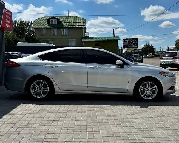 Серый Форд Фьюжн, объемом двигателя 1.5 л и пробегом 102 тыс. км за 12600 $, фото 5 на Automoto.ua