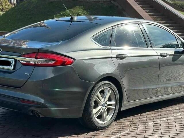 Сірий Форд Фьюжен, об'ємом двигуна 2.5 л та пробігом 185 тис. км за 12500 $, фото 2 на Automoto.ua
