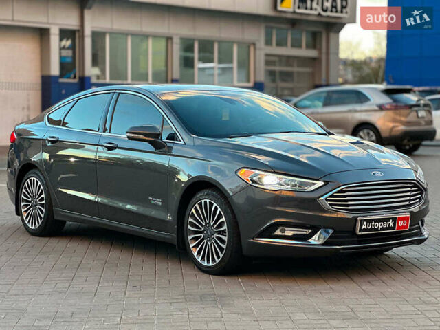 Сірий Форд Фьюжен, об'ємом двигуна 2 л та пробігом 68 тис. км за 17780 $, фото 2 на Automoto.ua
