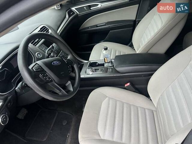 Сірий Форд Фьюжен, об'ємом двигуна 2 л та пробігом 159 тис. км за 14900 $, фото 22 на Automoto.ua