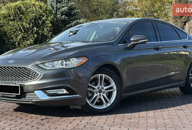 Форд Фьюжен 2018 у Дніпро (Дніпропетровську) на Automoto.ua Сірий Форд Фьюжен, об'ємом двигуна 2.5 л та пробігом 184 тис. км за 12800 $, фото 1 на Automoto.ua