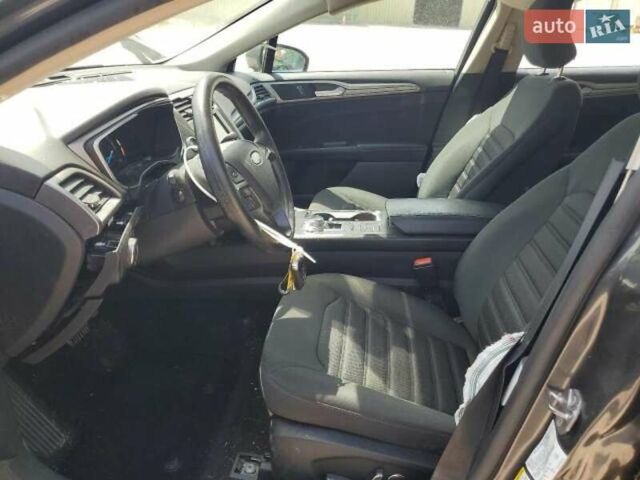 Серый Форд Фьюжн, объемом двигателя 2 л и пробегом 184 тыс. км за 8700 $, фото 7 на Automoto.ua
