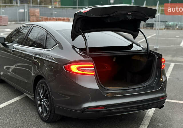 Серый Форд Фьюжн, объемом двигателя 1.5 л и пробегом 112 тыс. км за 13900 $, фото 20 на Automoto.ua