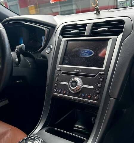 Серый Форд Фьюжн, объемом двигателя 2 л и пробегом 75 тыс. км за 18500 $, фото 5 на Automoto.ua