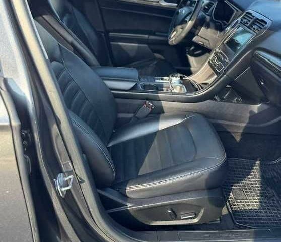 Серый Форд Фьюжн, объемом двигателя 2 л и пробегом 94 тыс. км за 13600 $, фото 12 на Automoto.ua