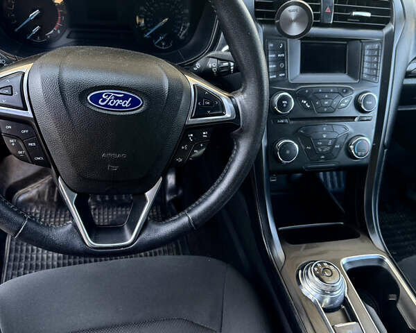 Серый Форд Фьюжн, объемом двигателя 2.5 л и пробегом 103 тыс. км за 11900 $, фото 24 на Automoto.ua