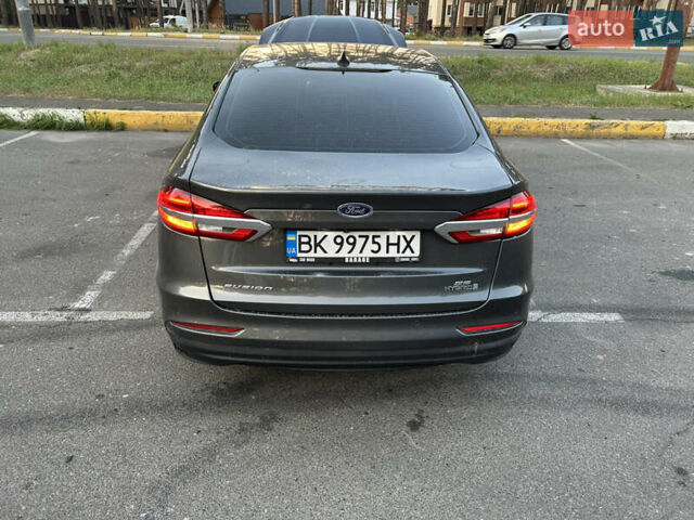 Серый Форд Фьюжн, объемом двигателя 2 л и пробегом 132 тыс. км за 14000 $, фото 24 на Automoto.ua