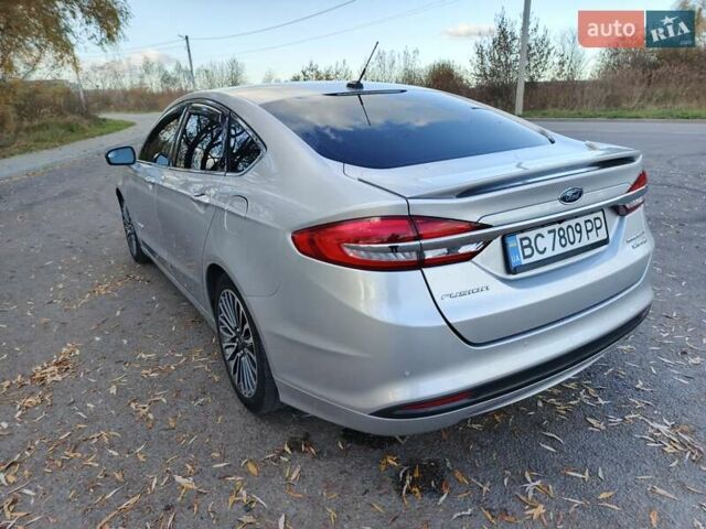 Серый Форд Фьюжн, объемом двигателя 2 л и пробегом 188 тыс. км за 17000 $, фото 8 на Automoto.ua