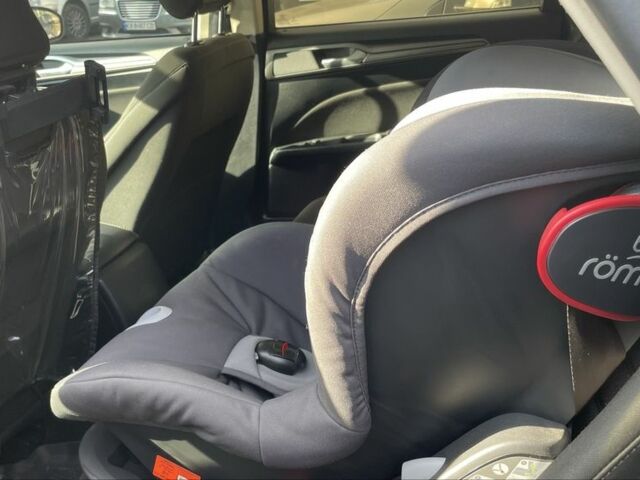 Сірий Форд Фьюжен, об'ємом двигуна 2.5 л та пробігом 195 тис. км за 11778 $, фото 4 на Automoto.ua