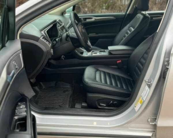 Сірий Форд Фьюжен, об'ємом двигуна 2 л та пробігом 89 тис. км за 9700 $, фото 6 на Automoto.ua