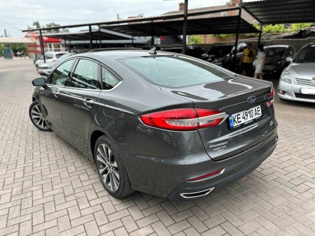 Серый Форд Фьюжн, объемом двигателя 2 л и пробегом 93 тыс. км за 15500 $, фото 5 на Automoto.ua