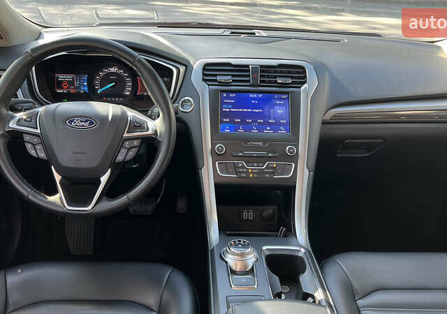 Форд Фьюжн 2019 в Виннице на Automoto.ua Серый Форд Фьюжн, объемом двигателя 1.5 л и пробегом 95 тыс. км за 12300 $, фото 19 на Automoto.ua