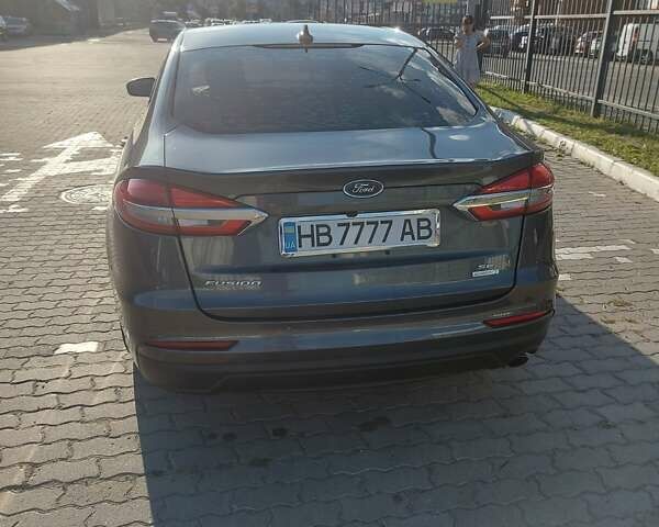Форд Фьюжн 2019 в Ивано-Франковске на Automoto.ua Серый Форд Фьюжн, объемом двигателя 1.5 л и пробегом 45 тыс. км за 17000 $, фото 5 на Automoto.ua