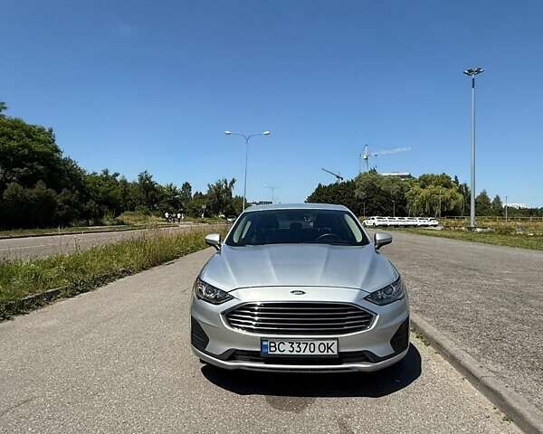 Серый Форд Фьюжн, объемом двигателя 2 л и пробегом 94 тыс. км за 15000 $, фото 5 на Automoto.ua