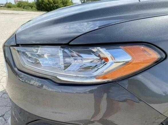 Серый Форд Фьюжн, объемом двигателя 2 л и пробегом 120 тыс. км за 12500 $, фото 3 на Automoto.ua