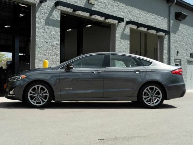 Сірий Форд Фьюжен, об'ємом двигуна 2 л та пробігом 50 тис. км за 14200 $, фото 3 на Automoto.ua