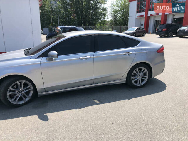 Форд Фьюжн 2019 в Днепре (Днепропетровске) на Automoto.ua Серый Форд Фьюжн, объемом двигателя 1.5 л и пробегом 140 тыс. км за 15000 $, фото 2 на Automoto.ua