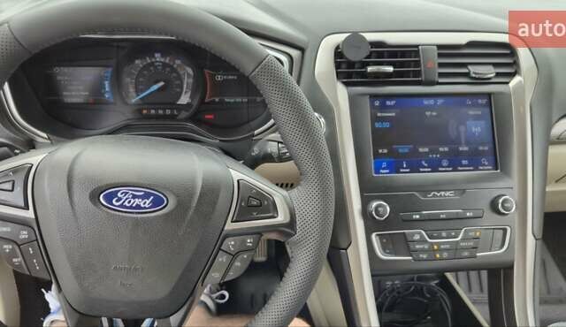 Форд Фьюжн 2019 в Виннице на Automoto.ua Серый Форд Фьюжн, объемом двигателя 2 л и пробегом 115 тыс. км за 16300 $, фото 10 на Automoto.ua