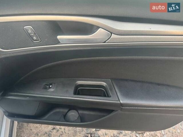 Серый Форд Фьюжн, объемом двигателя 2 л и пробегом 103 тыс. км за 14950 $, фото 41 на Automoto.ua