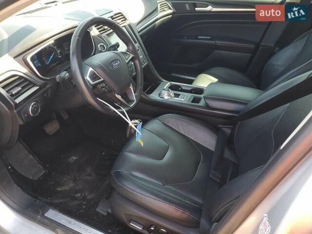 Серый Форд Фьюжн, объемом двигателя 0 л и пробегом 130 тыс. км за 3000 $, фото 6 на Automoto.ua