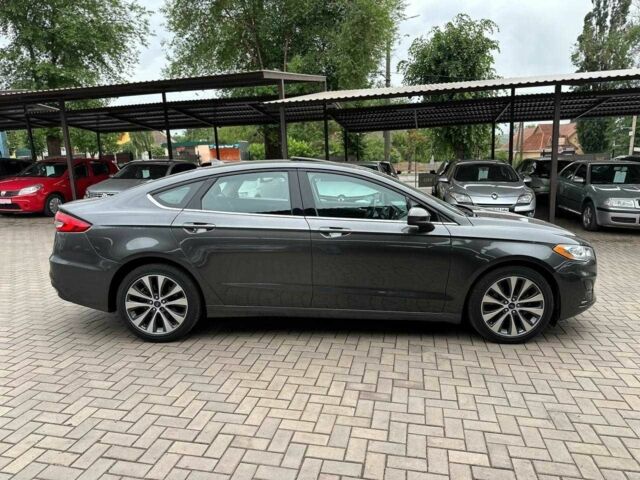 Серый Форд Фьюжн, объемом двигателя 2 л и пробегом 93 тыс. км за 15500 $, фото 10 на Automoto.ua