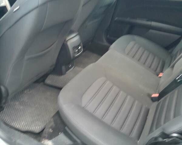 Сірий Форд Фьюжен, об'ємом двигуна 2 л та пробігом 84 тис. км за 17500 $, фото 7 на Automoto.ua