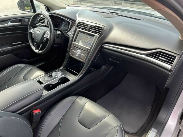 Серый Форд Фьюжн, объемом двигателя 2 л и пробегом 37 тыс. км за 11900 $, фото 9 на Automoto.ua