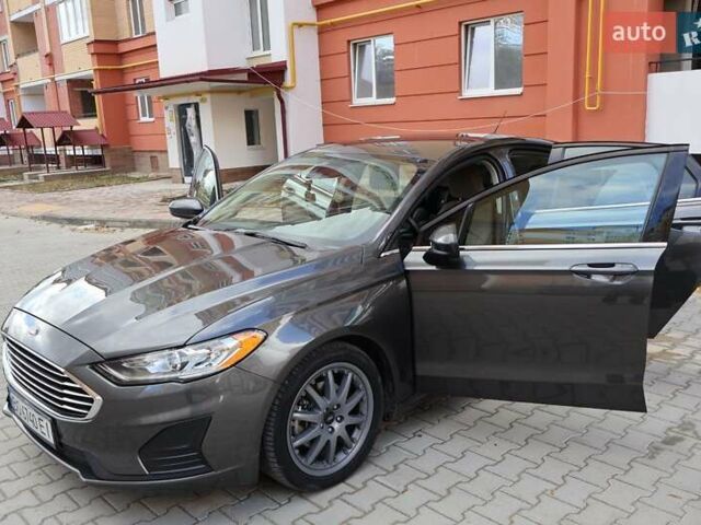 Форд Фьюжен 2019 у Тернополі на Automoto.ua Сірий Форд Фьюжен, об'ємом двигуна 2.49 л та пробігом 70 тис. км за 14800 $, фото 7 на Automoto.ua