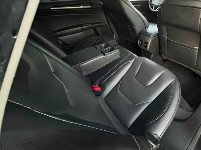 Серый Форд Фьюжн, объемом двигателя 2 л и пробегом 32 тыс. км за 9000 $, фото 10 на Automoto.ua