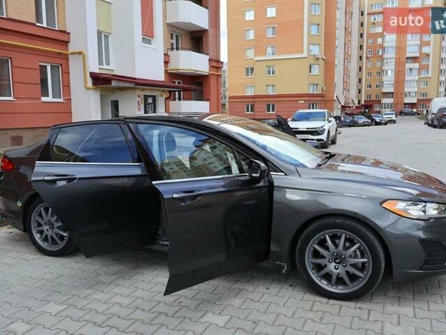 Форд Фьюжен 2019 у Тернополі на Automoto.ua Сірий Форд Фьюжен, об'ємом двигуна 2.49 л та пробігом 70 тис. км за 14800 $, фото 2 на Automoto.ua